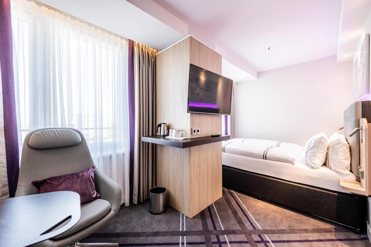 Premier Inn Koeln City Sued エクステリア 写真